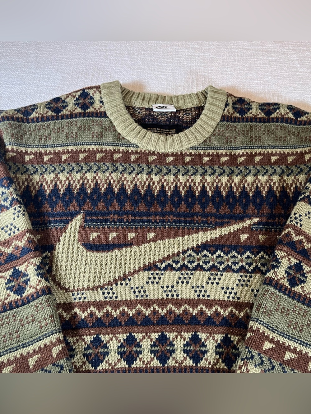 Nike Life Fair Isle Swoosh Sweater Neutral Olive Green FZ0125-276 Size S EUC